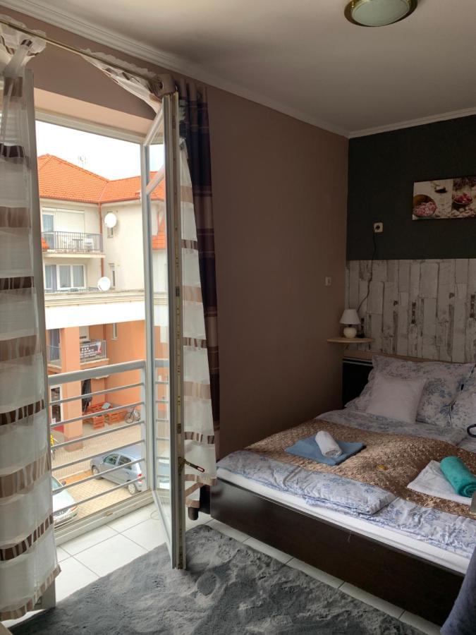 Furo-Lak 1 Apartman Hajdúszoboszló 外观 照片