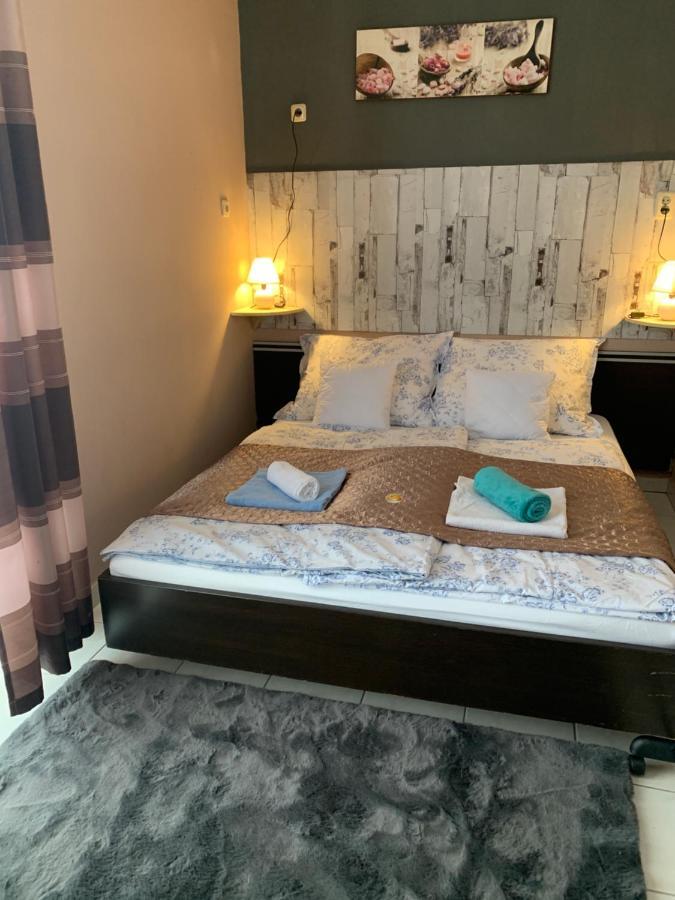 Furo-Lak 1 Apartman Hajdúszoboszló 外观 照片